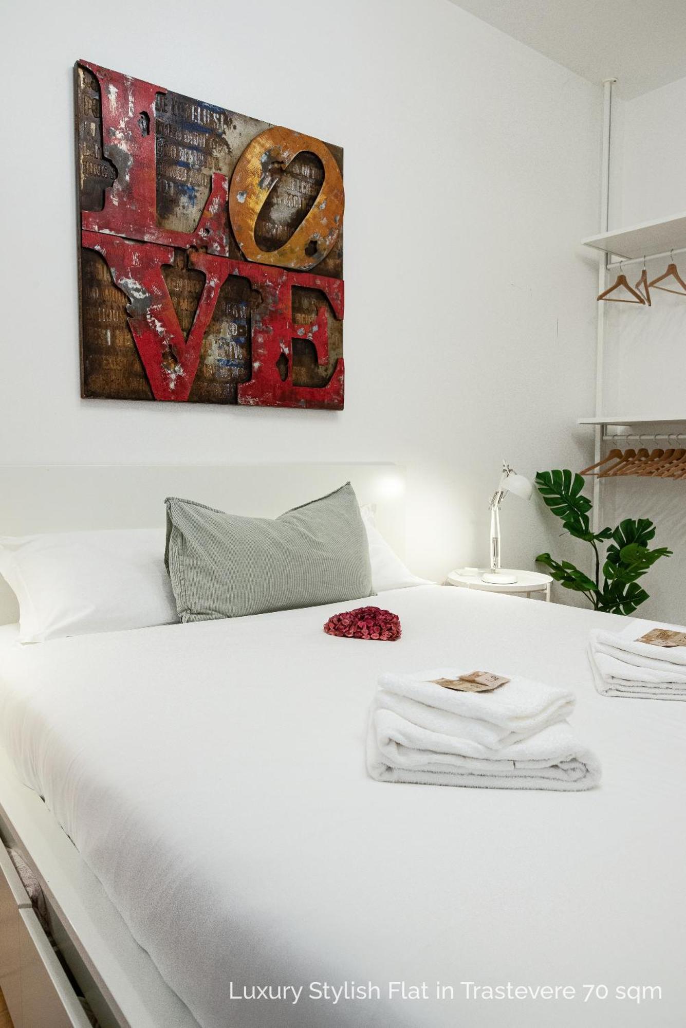 La Dolce Vita - Luxury Stylish Flats In Trastevere 70-90Sqm 罗马 外观 照片